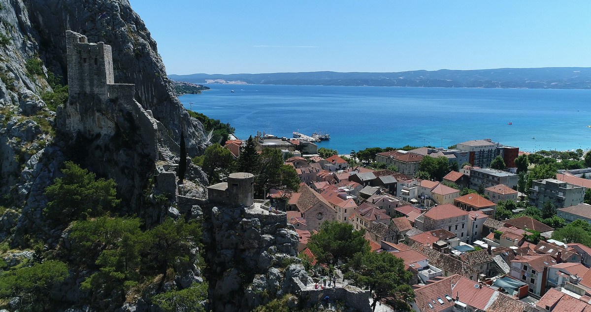 stari_del_omisa