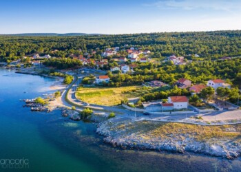 Apartmaji Tanja, Pridraga