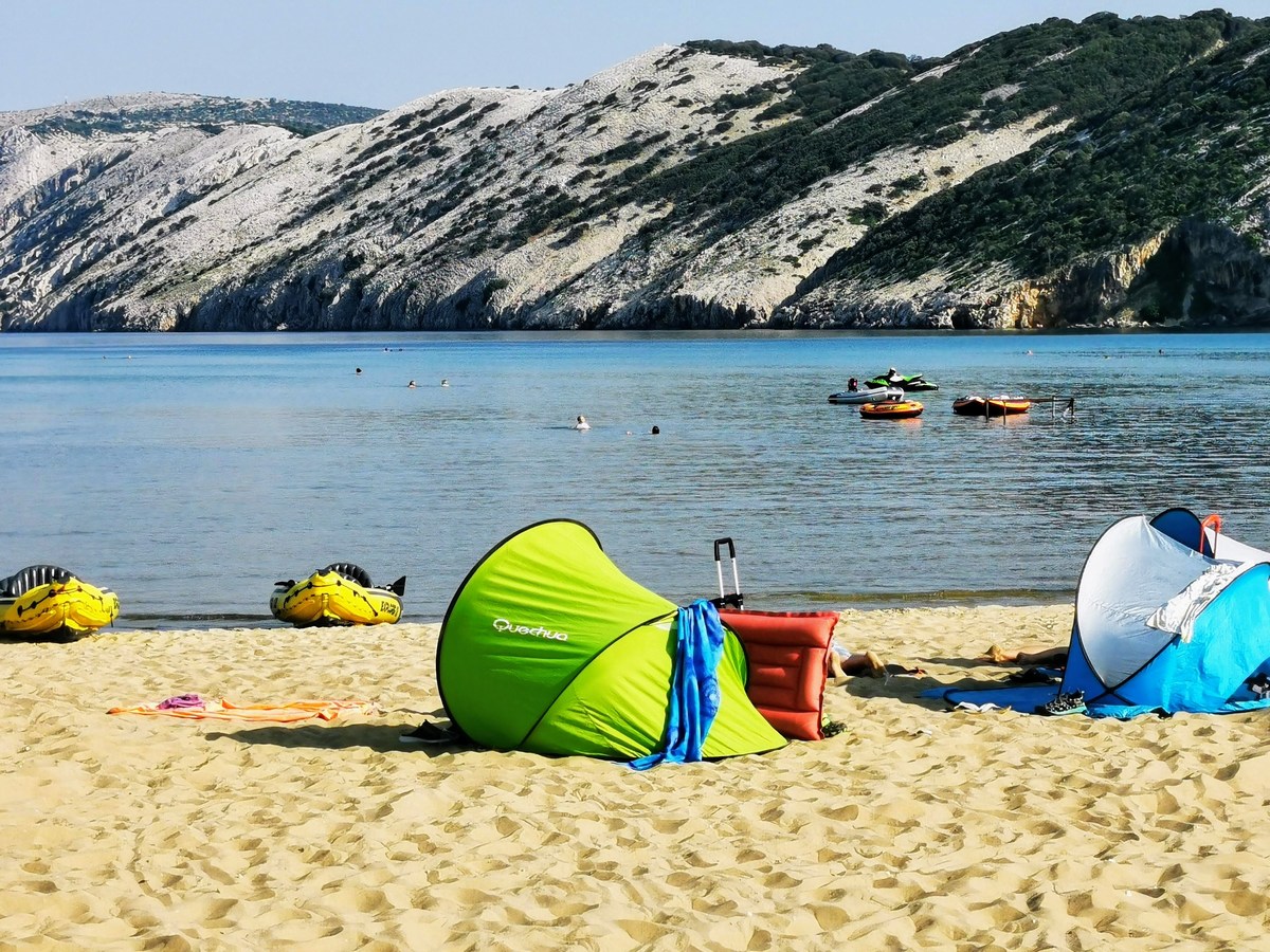 Rajska plaža, 4