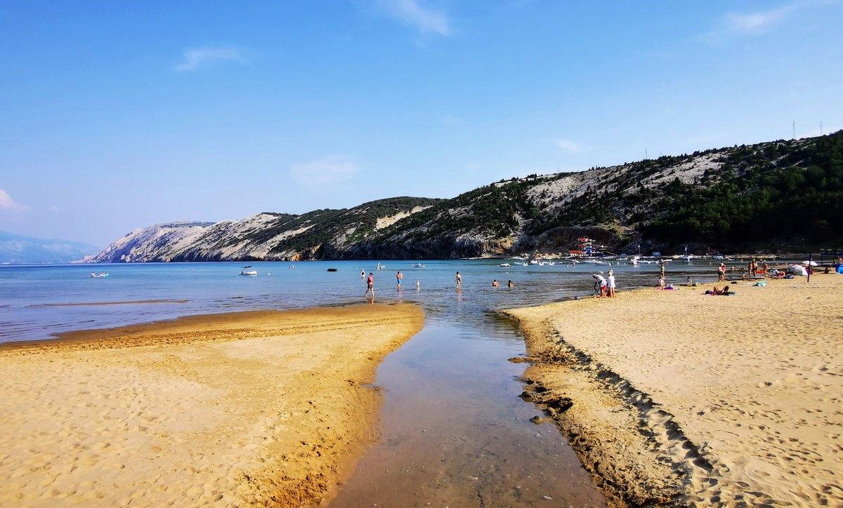 Rajska plaža, 9