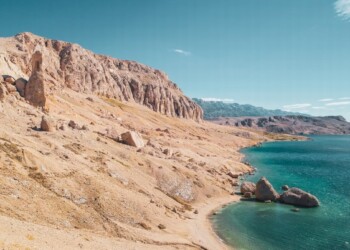 Plaža Beritnica na otoku Pagu