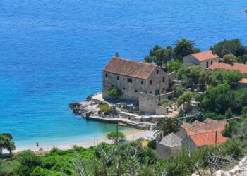 Dubovica, dragulj Hvara