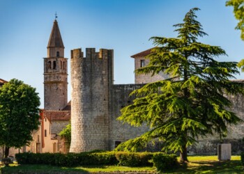 Grad Morosini Grimani – kaštel Morosini Grimani