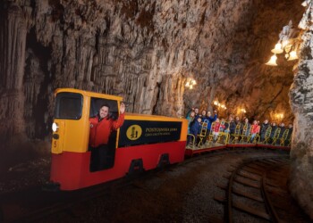 Postojnska jama in Predjamski grad