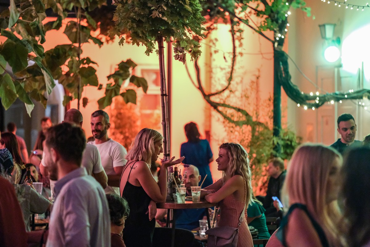 »Dvorišta« – 12 dni dogodkov v Zagrebu