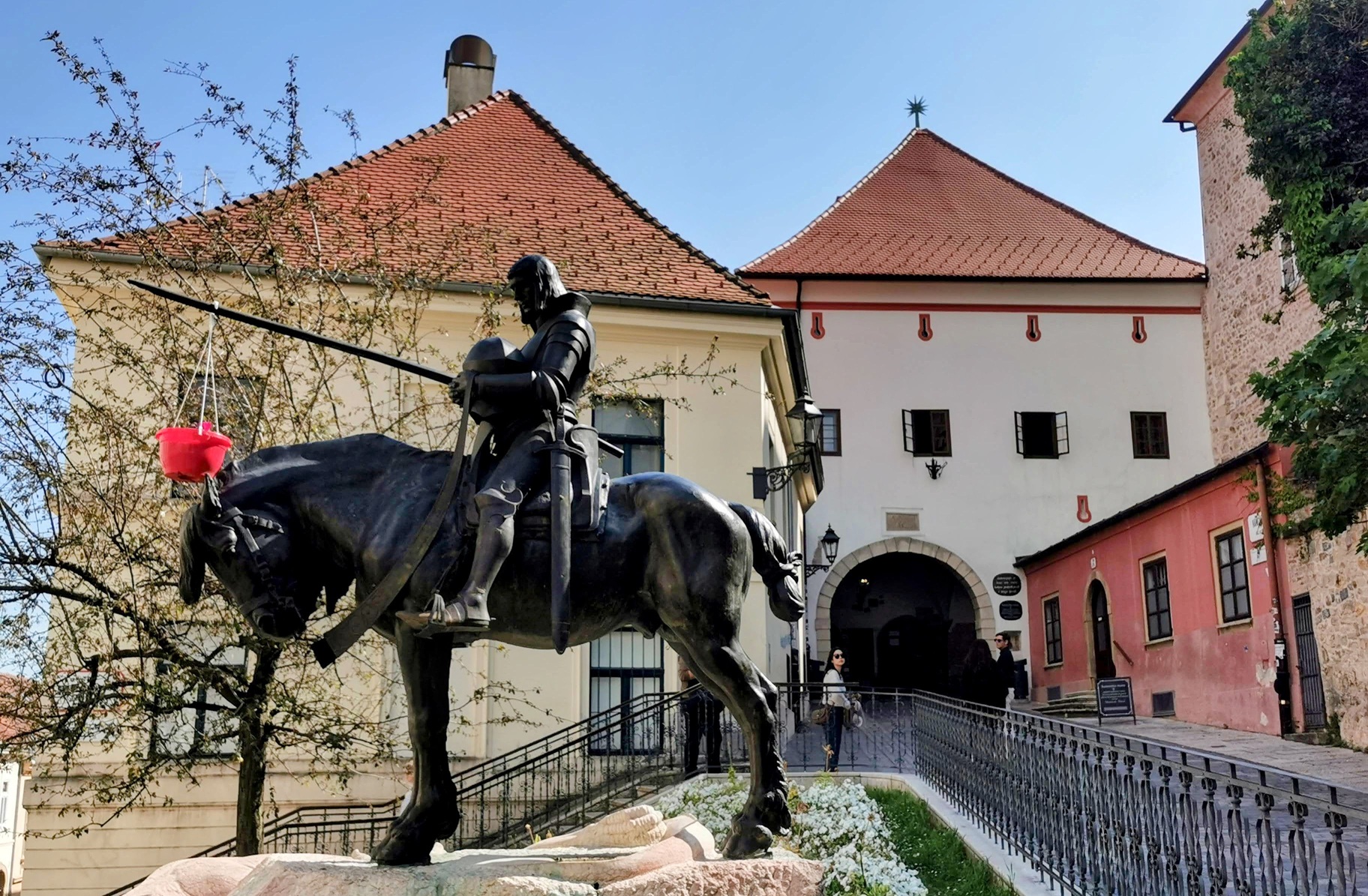 Kako spletne igre postajajo del sodobne potovalne zabave